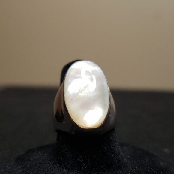 Sterling 925 silver and mother of pearl ring - Picture 3 of 5